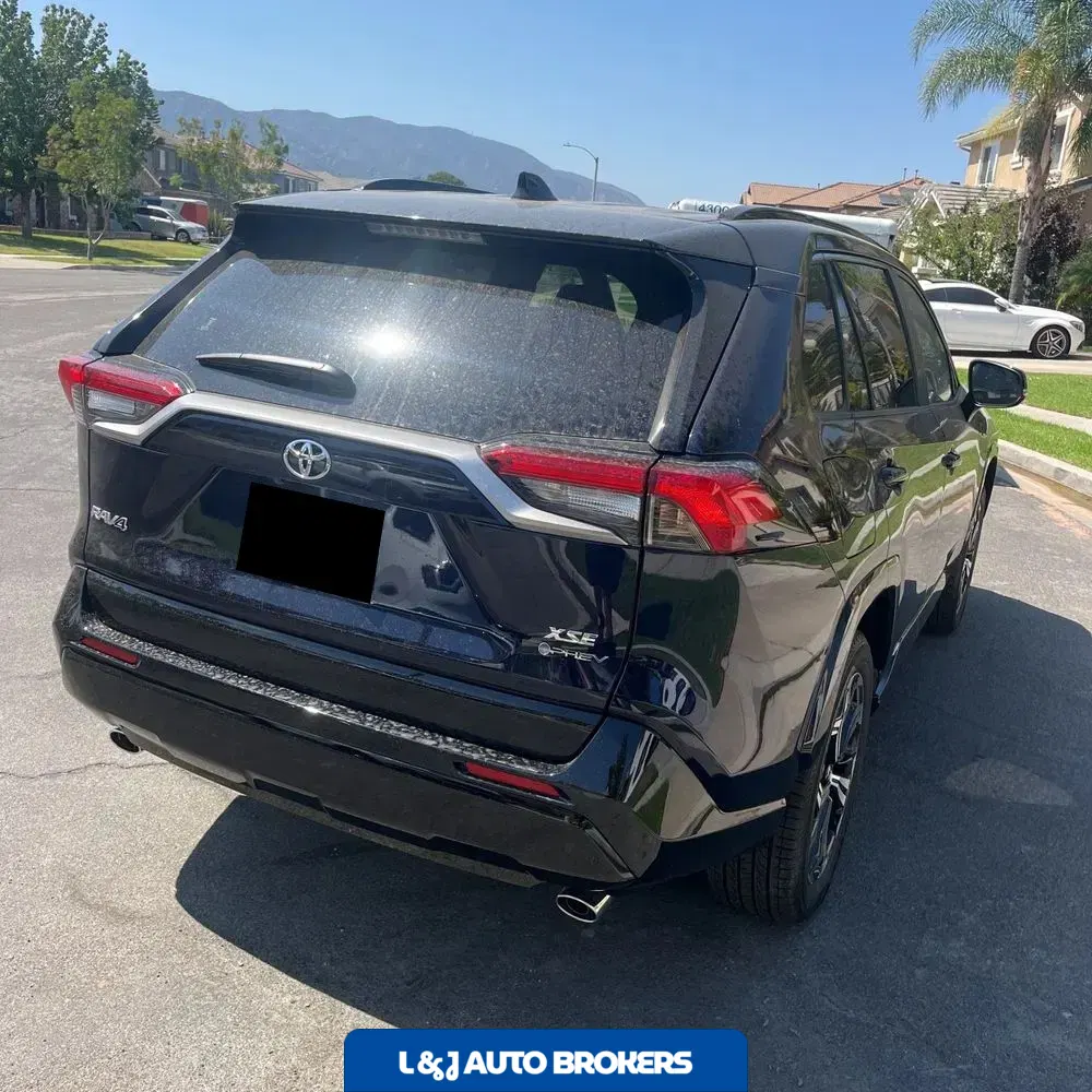 2025 Toyota RAV4 Plug-in Hybrid XSE