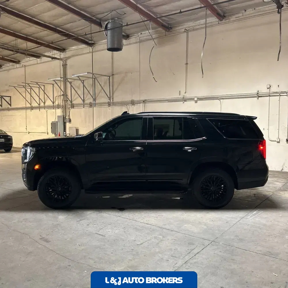 2021 GMC Yukon SLT