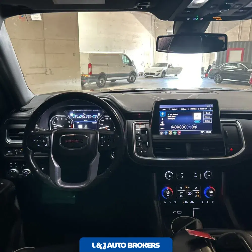 2021 GMC Yukon SLT