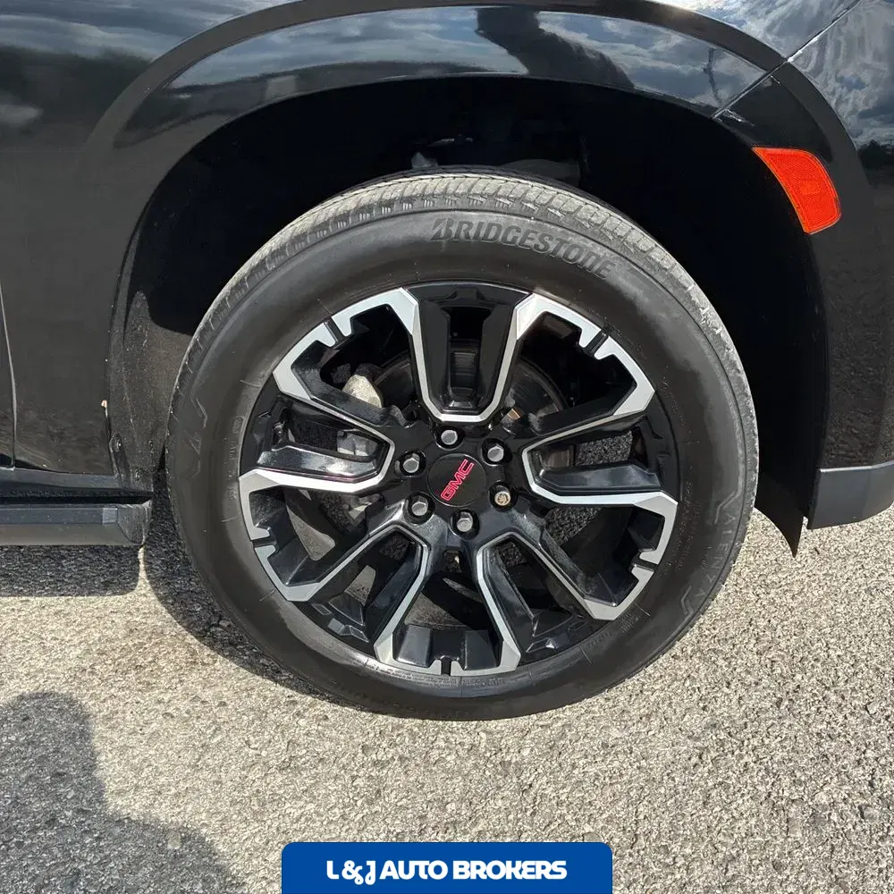 2022 GMC Yukon Denali