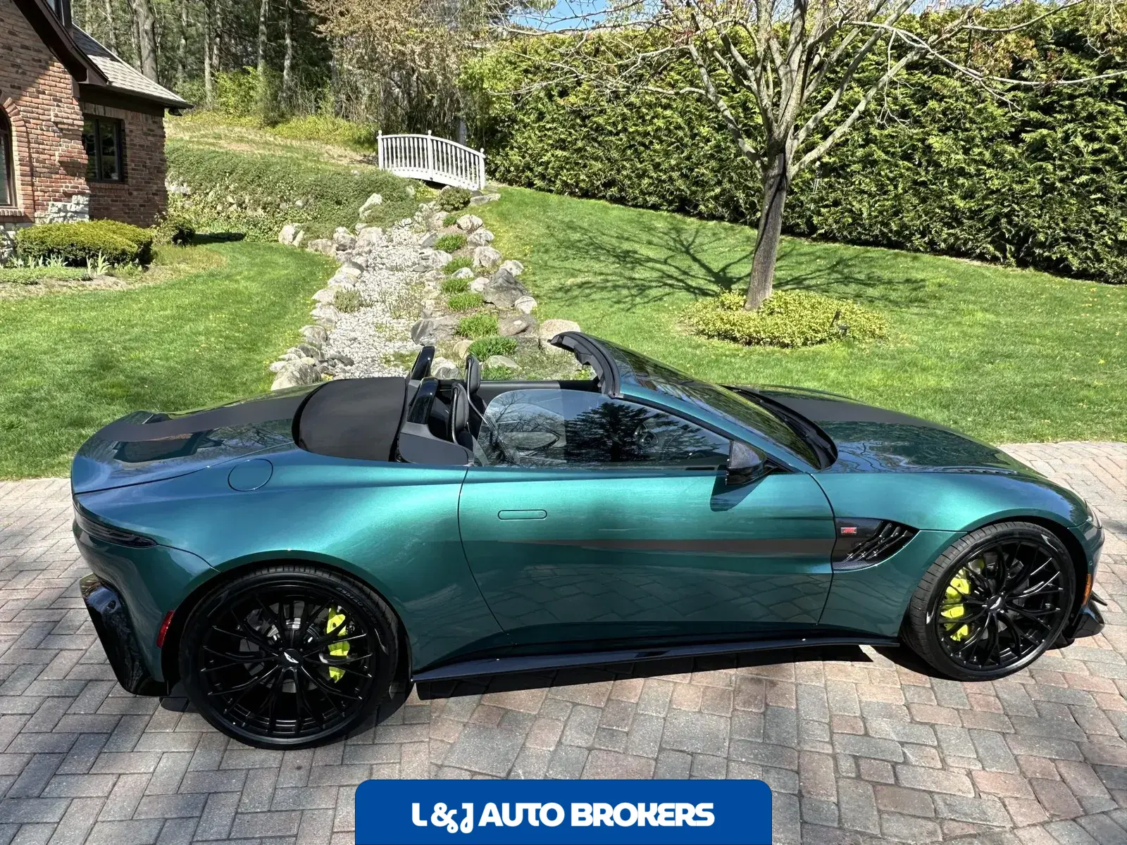 2023 Aston Martin Vantage Roadster F1 Edition