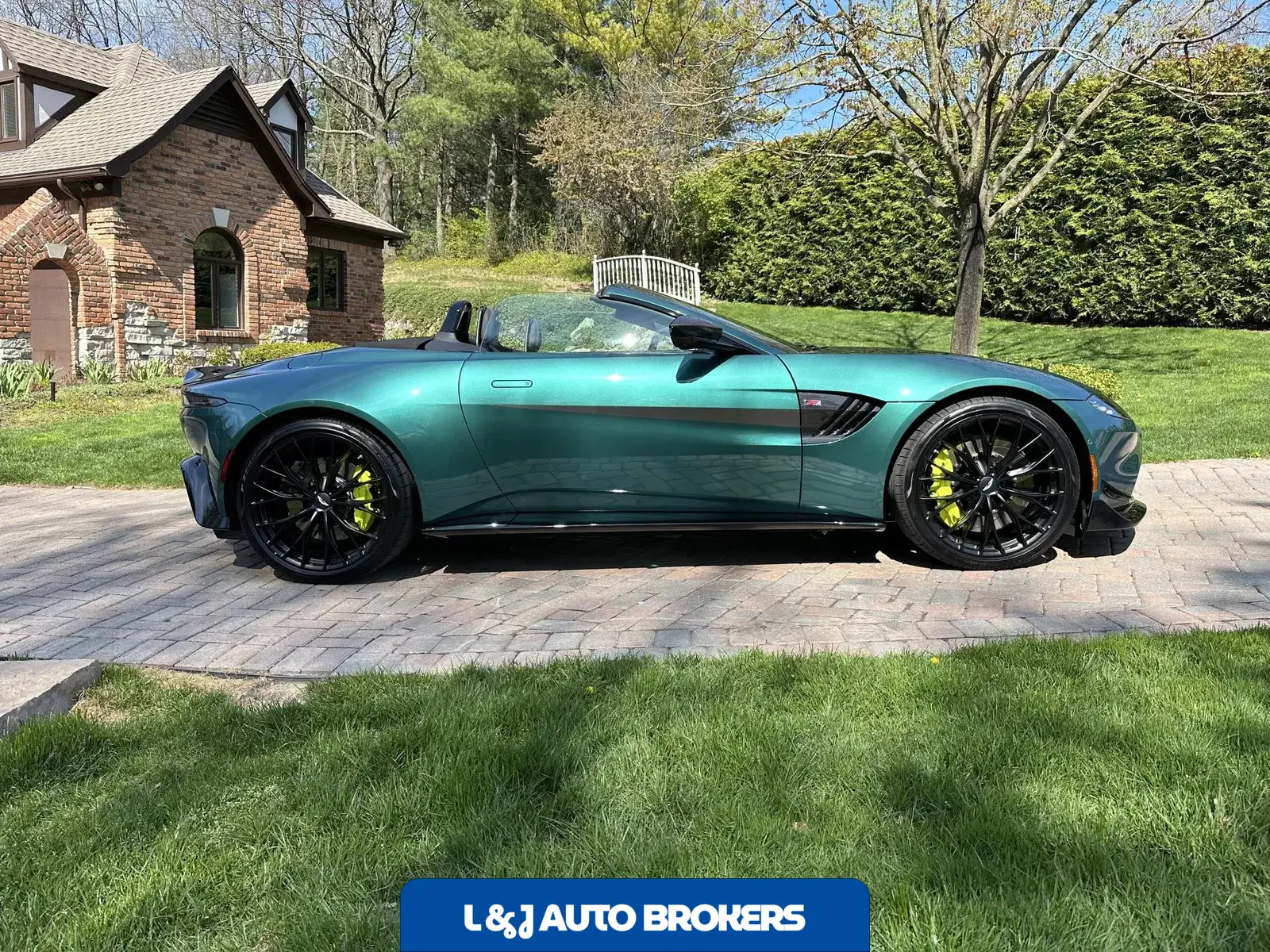 2023 Aston Martin Vantage Roadster F1 Edition