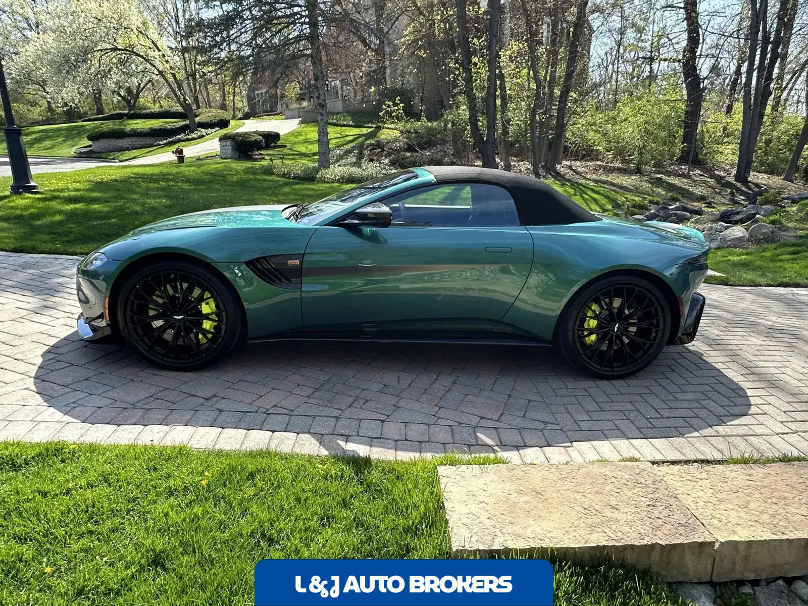 2023 Aston Martin Vantage Roadster F1 Edition