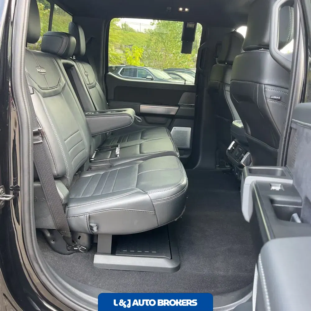 2023 Ford F-150 Platinum