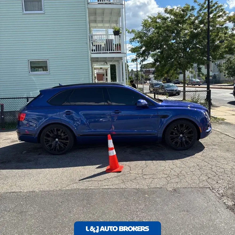 2017 Bentley Bentayga Base
