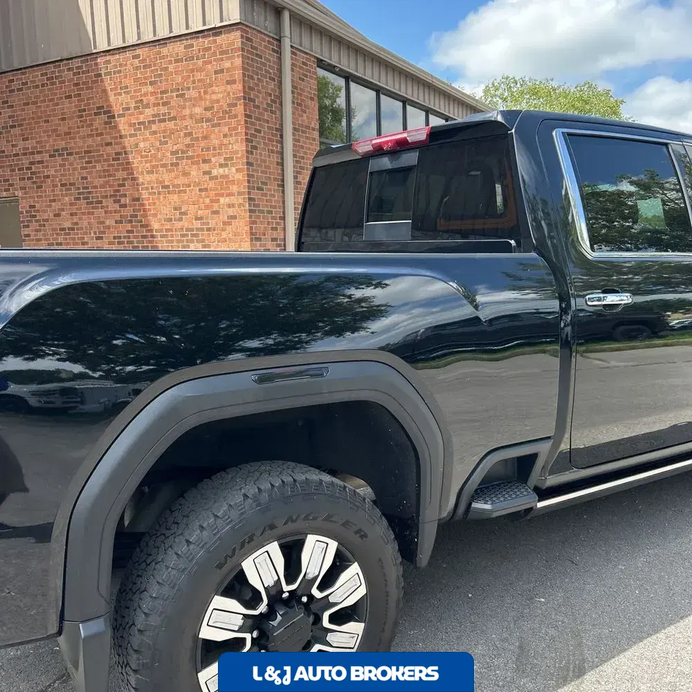 2024 GMC Sierra 2500 Denali