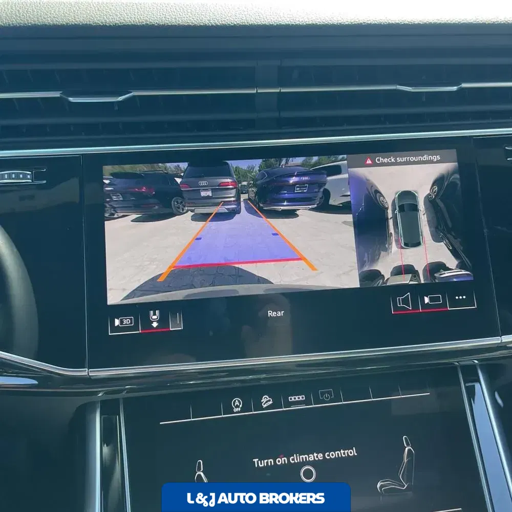 2025 Audi Q8 Premium 55