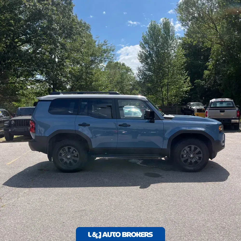 2025 Toyota Land Cruiser Base