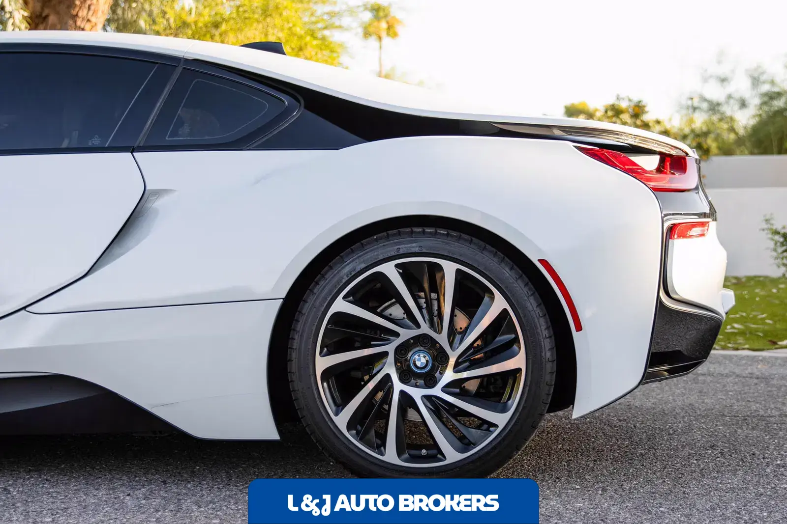 2017 BMW I8