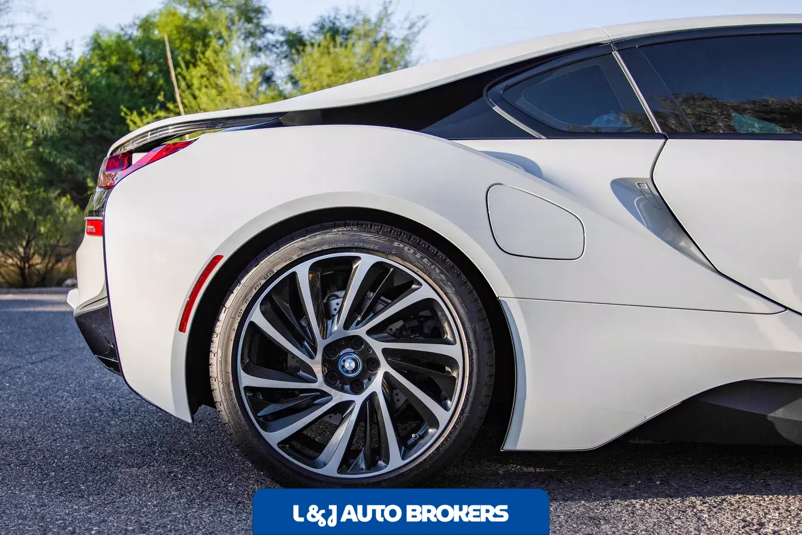 2017 BMW I8
