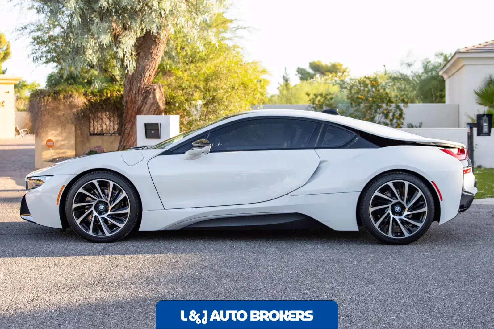 2017 BMW I8