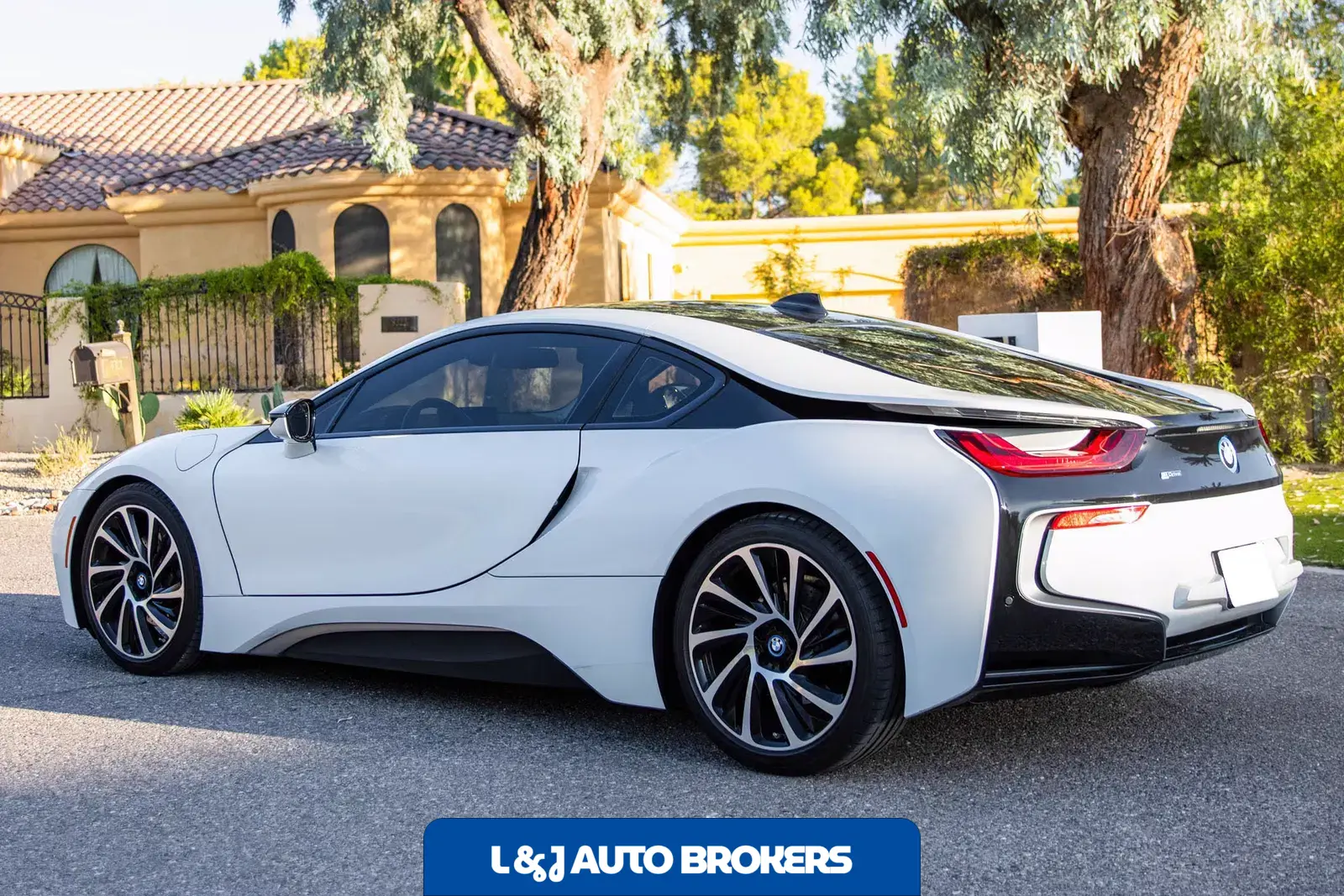 2017 BMW I8