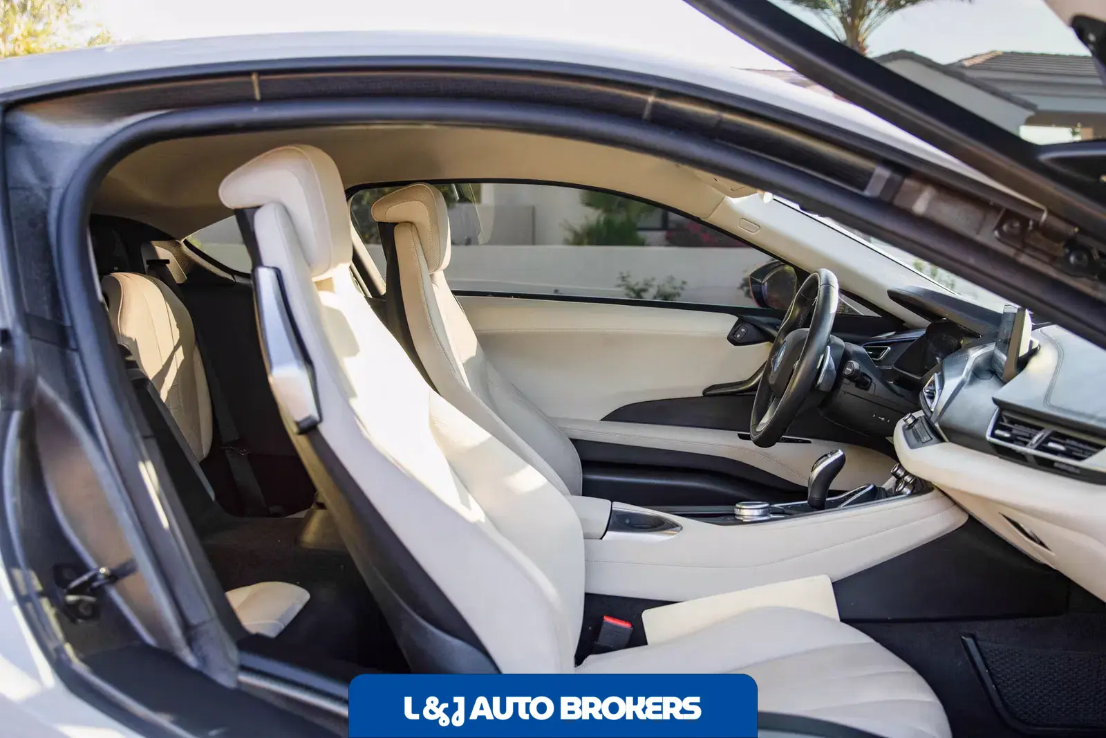 2017 BMW I8