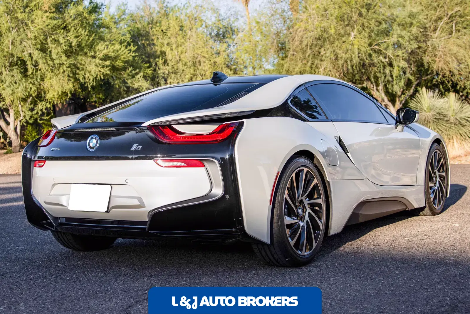 2017 BMW I8