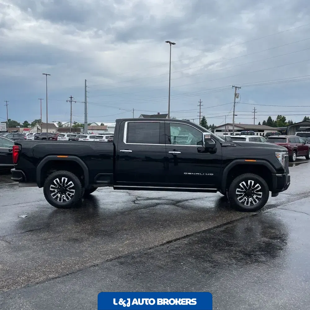 2024 GMC Sierra 2500HD Denali Ultimate
