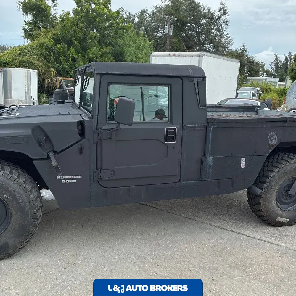 1998 Hummer H1 2D Hardtop