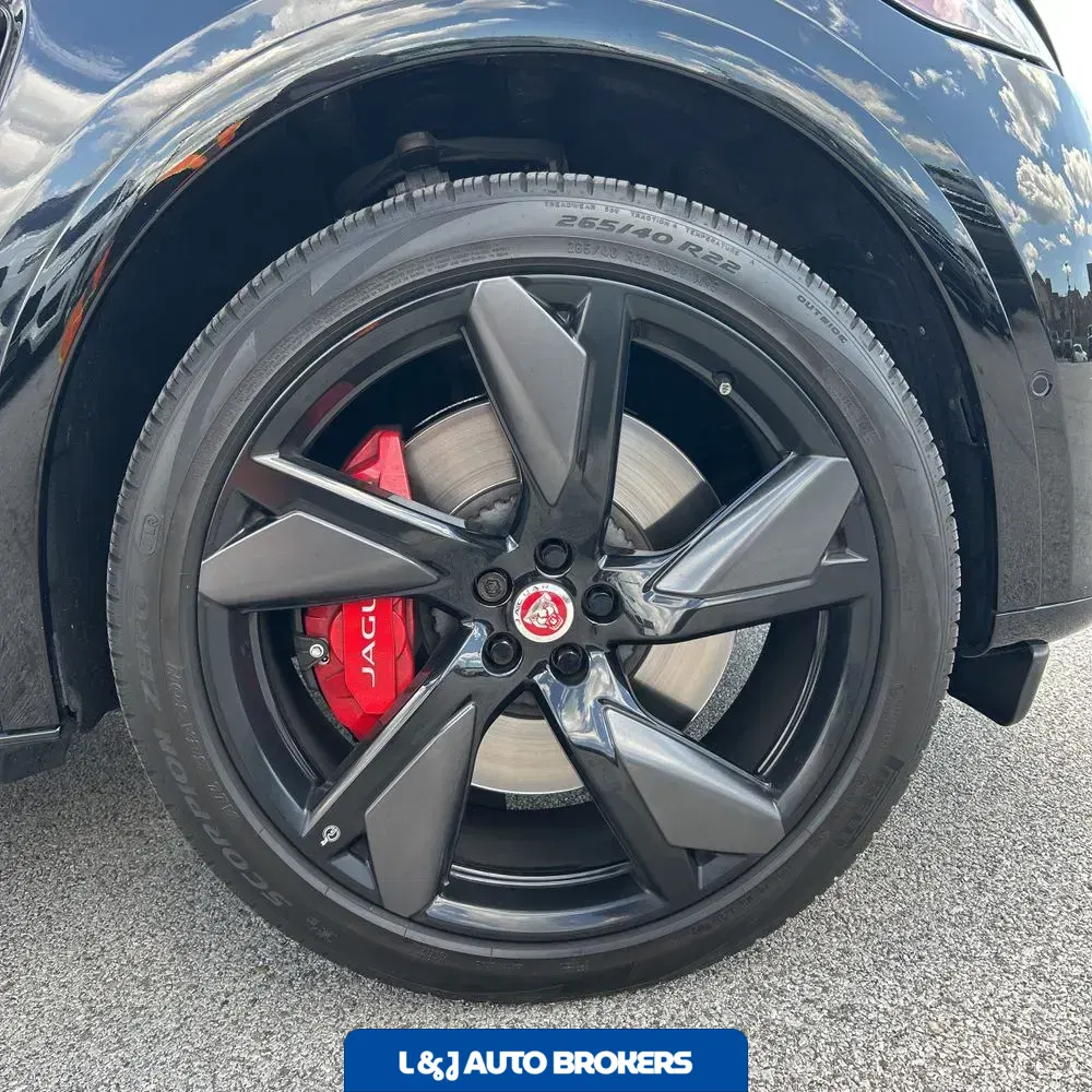 2022 Jaguar F-Pace SVR