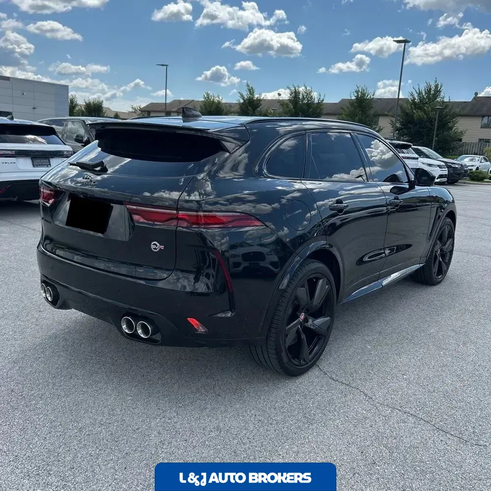 2022 Jaguar F-Pace SVR