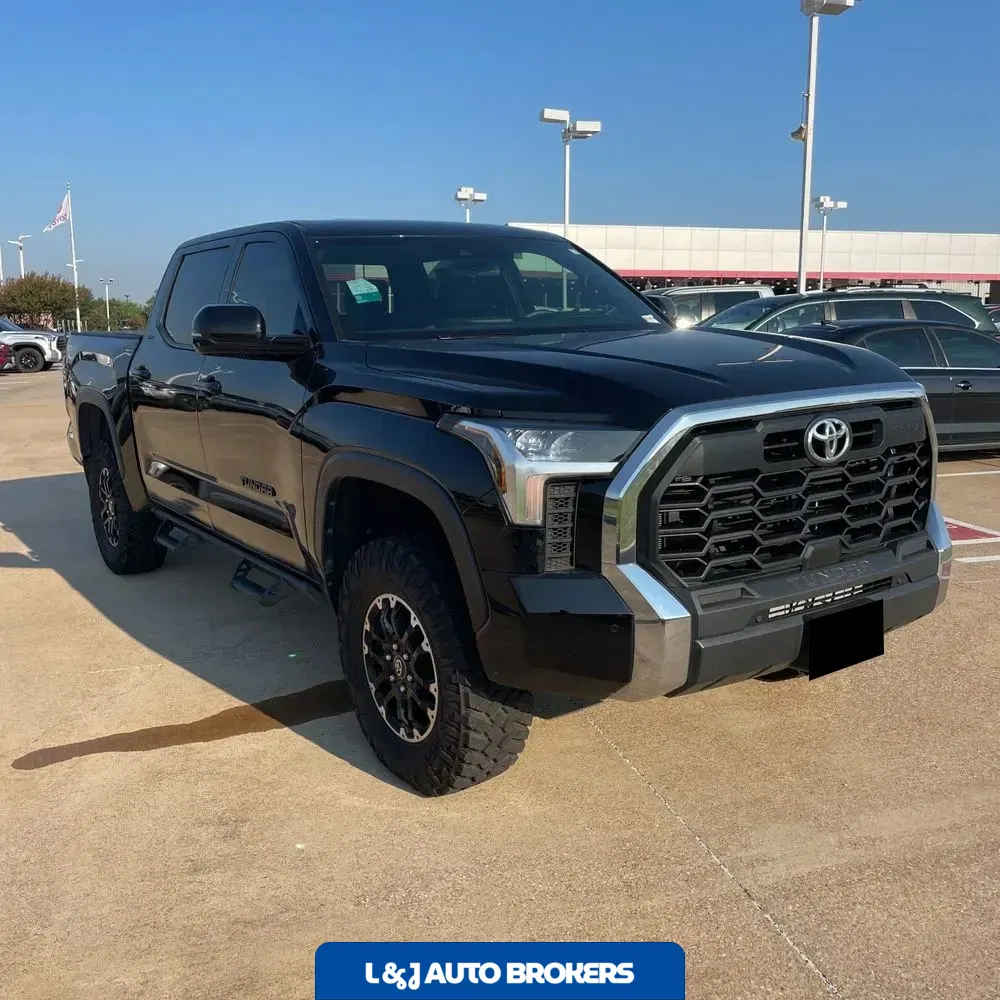 2025 Toyota Tundra SR5