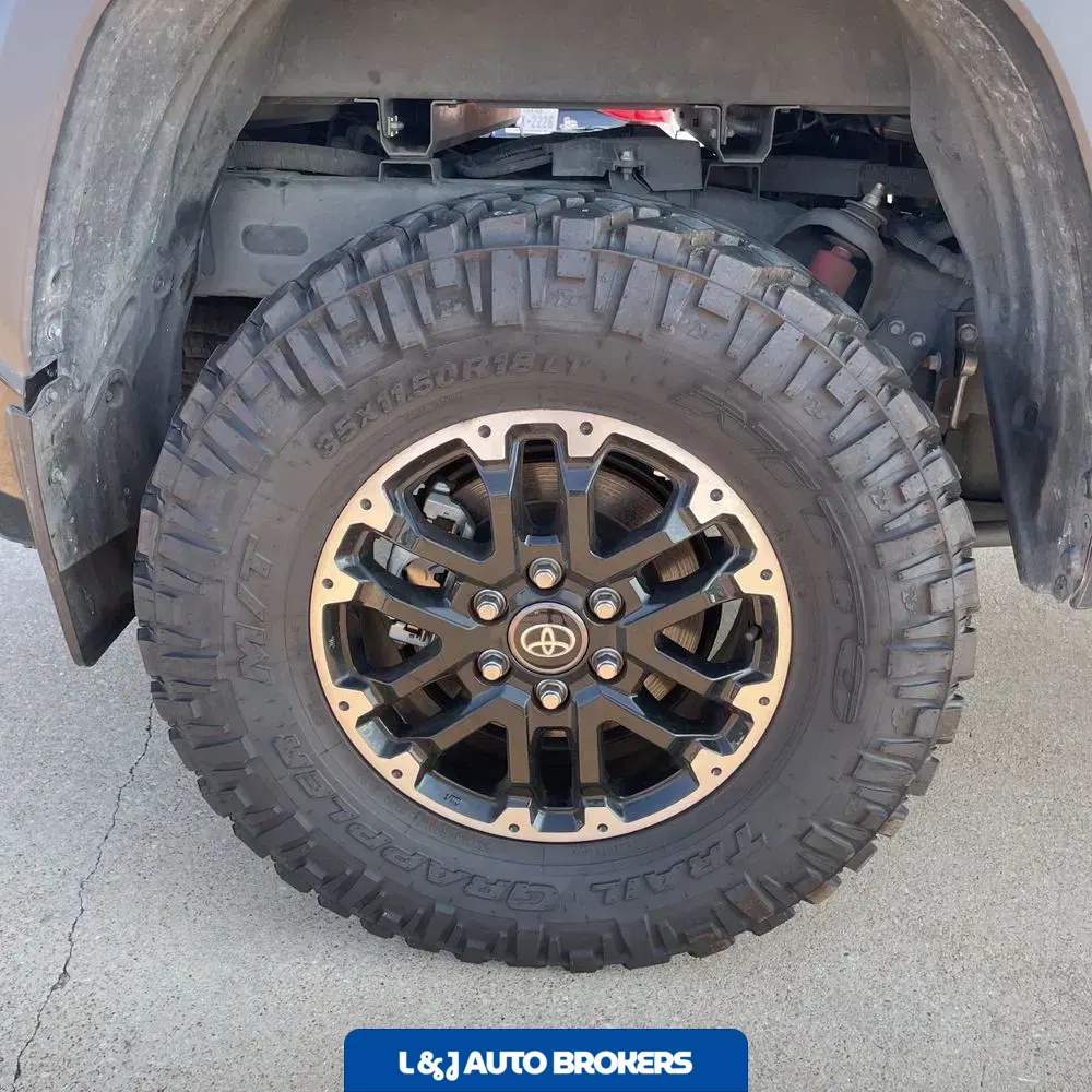 2025 Toyota Tundra SR5