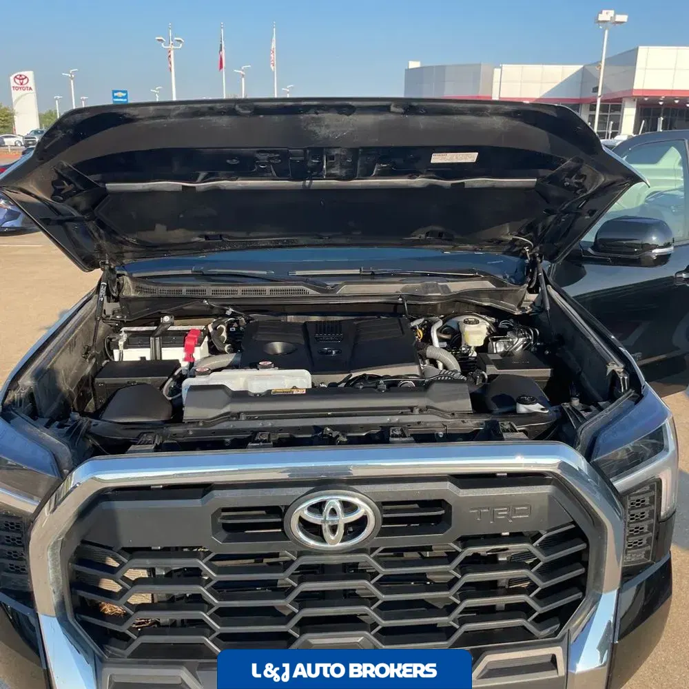 2025 Toyota Tundra SR5