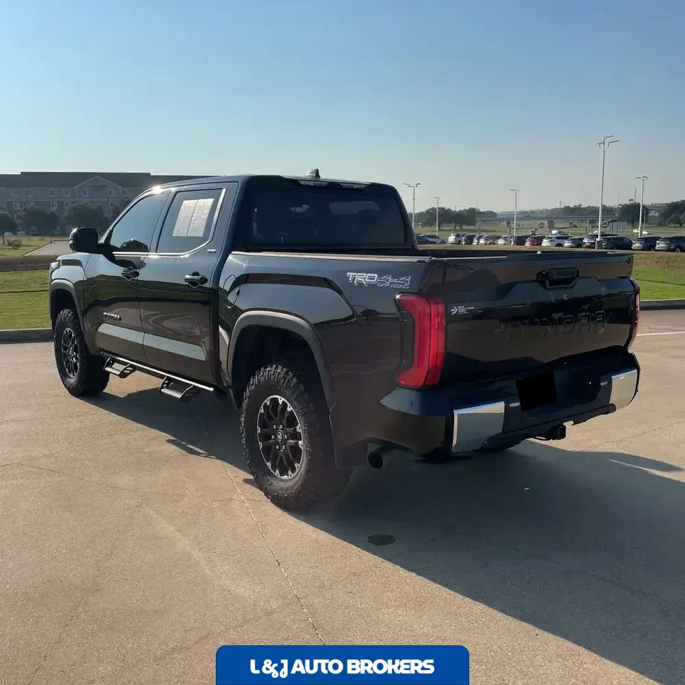 2025 Toyota Tundra SR5