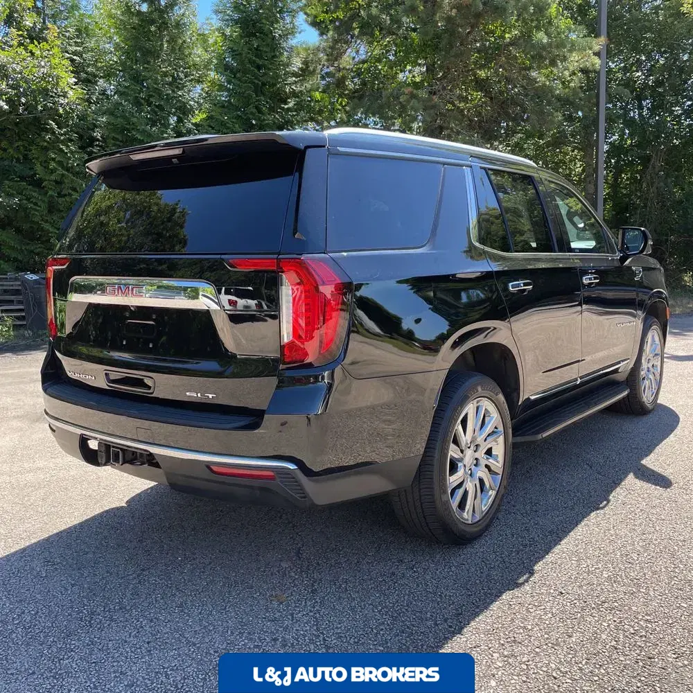 2021 GMC Yukon SLT