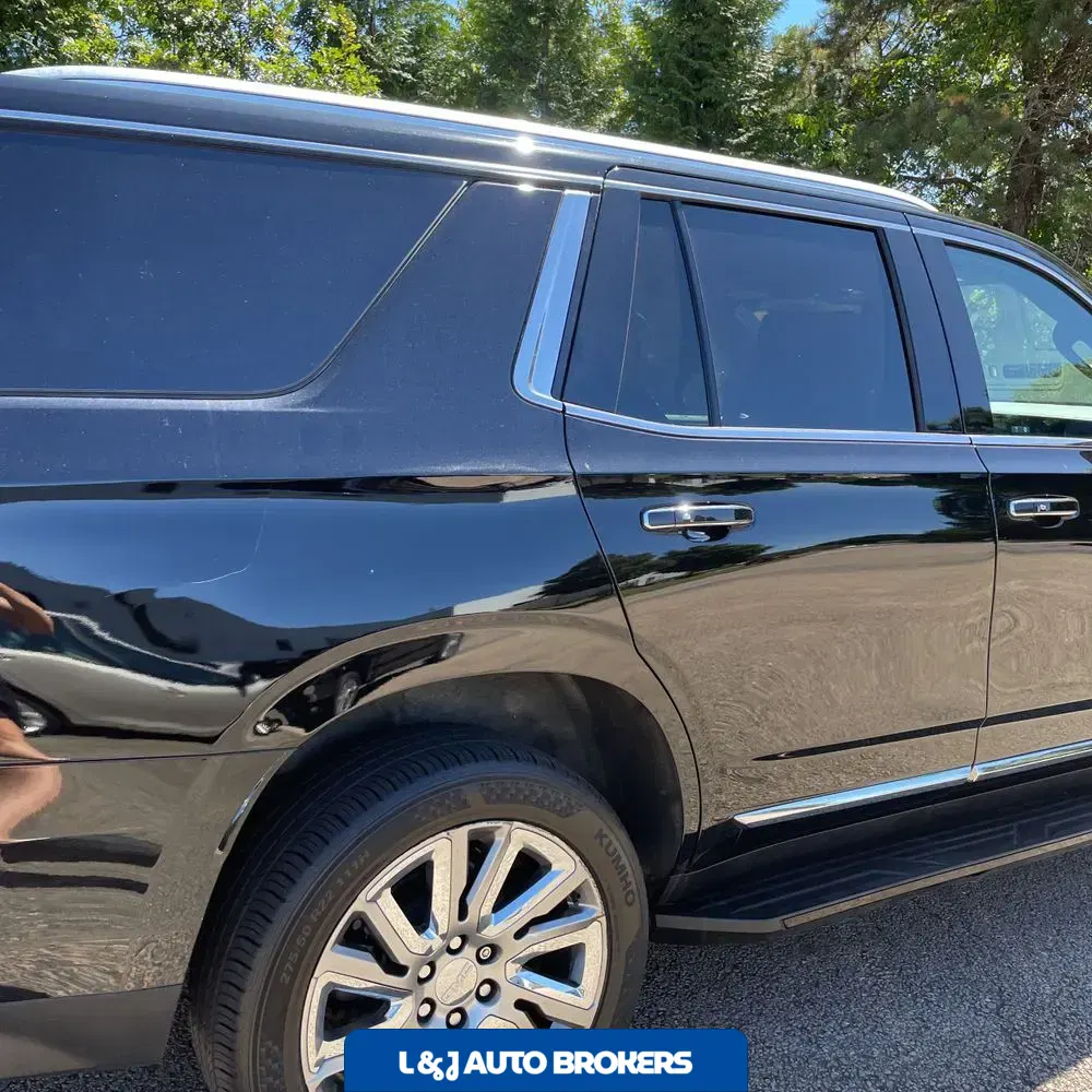 2021 GMC Yukon SLT