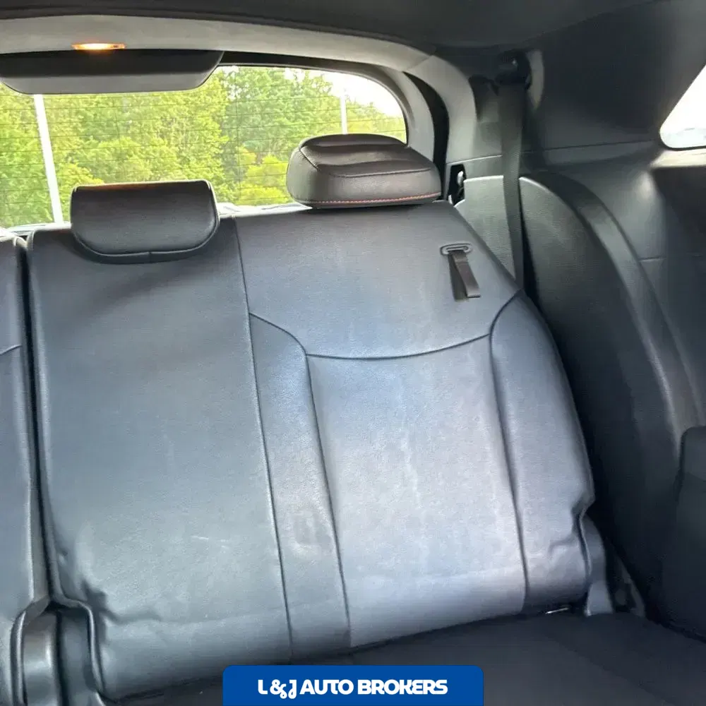 2023 Toyota Sienna XSE 7-Passenger