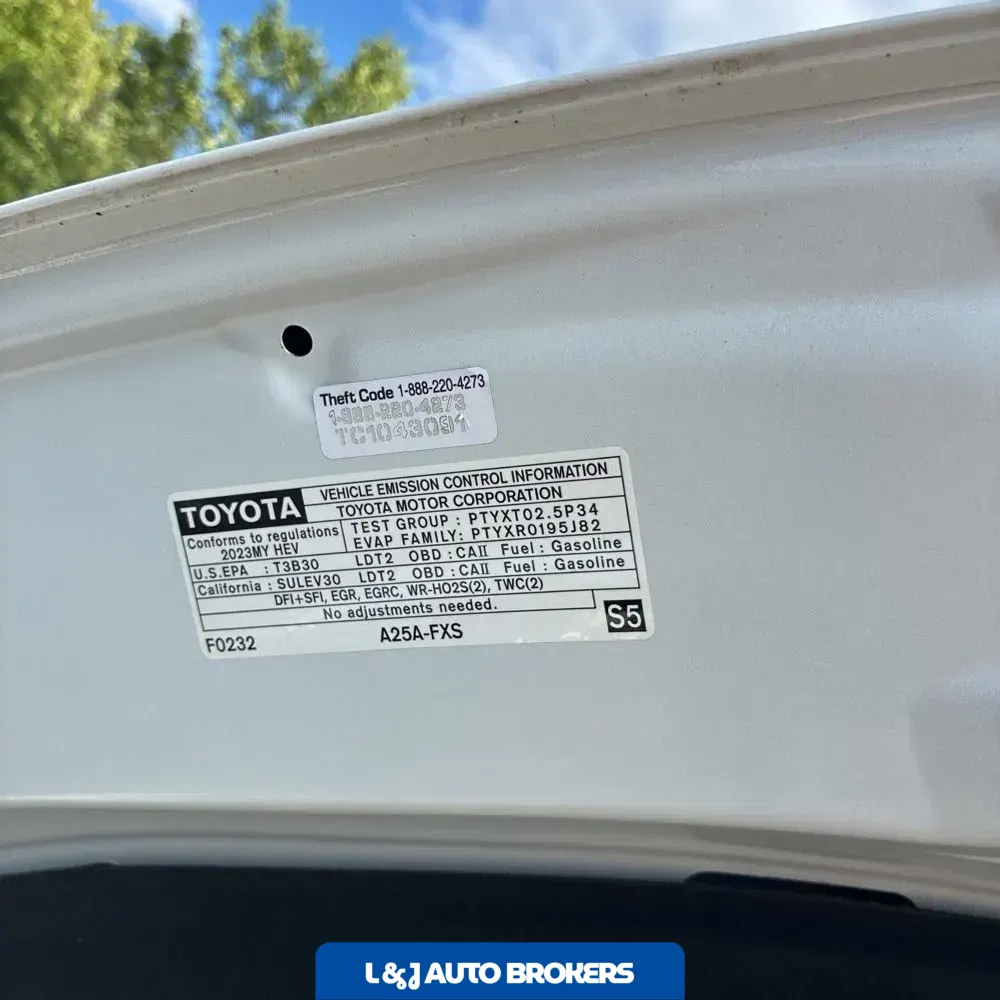 2023 Toyota Sienna XSE 7-Passenger