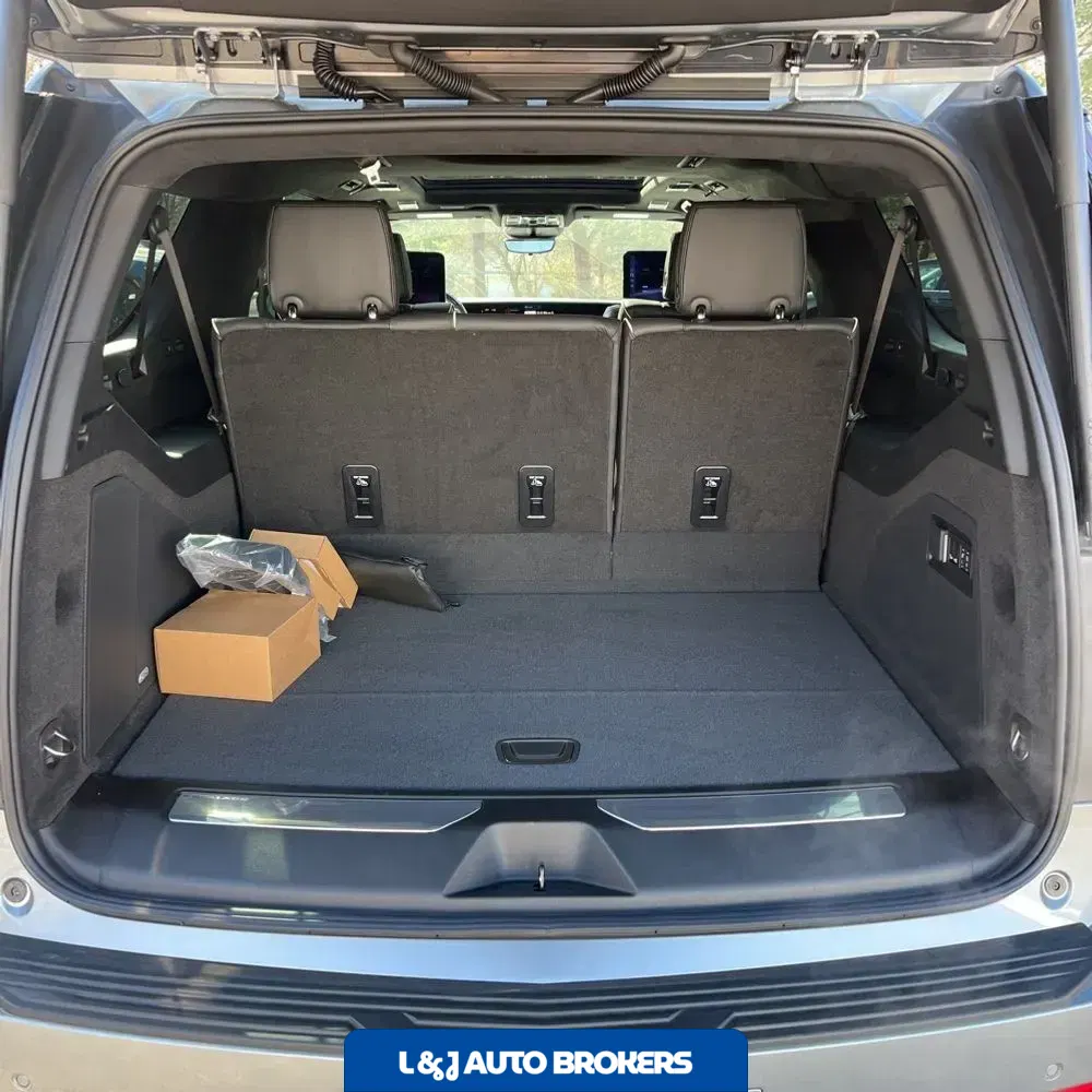 2025 Cadillac Escalade ESV V-Series