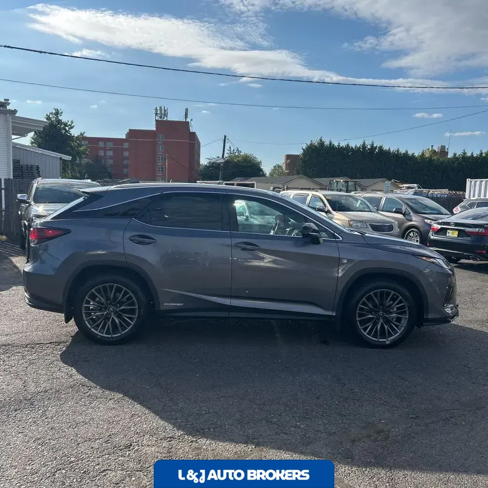 2022 Lexus RX 450h F SPORT Handling