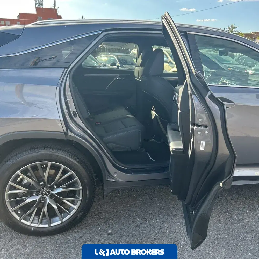 2022 Lexus RX 450h F SPORT Handling