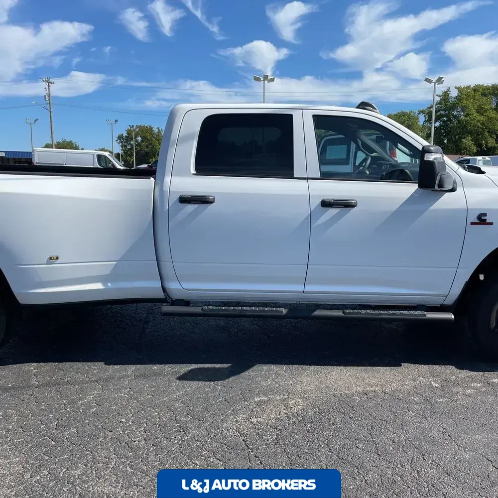 2025 Ram 3500 Tradesman