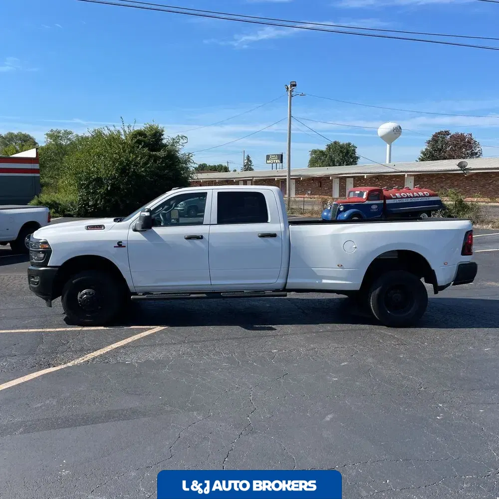 2025 Ram 3500 Tradesman