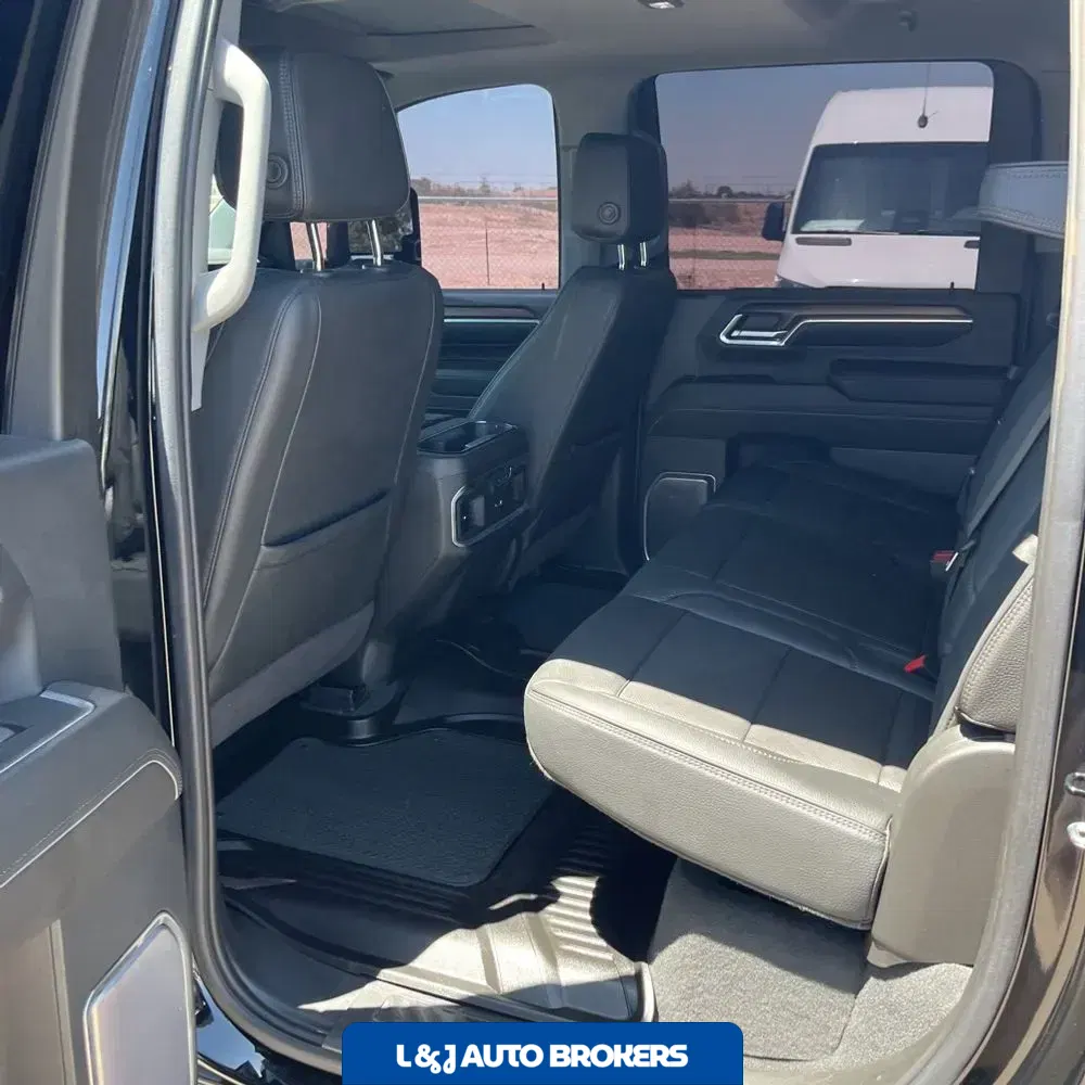 2024 GMC Sierra 3500HD Denali