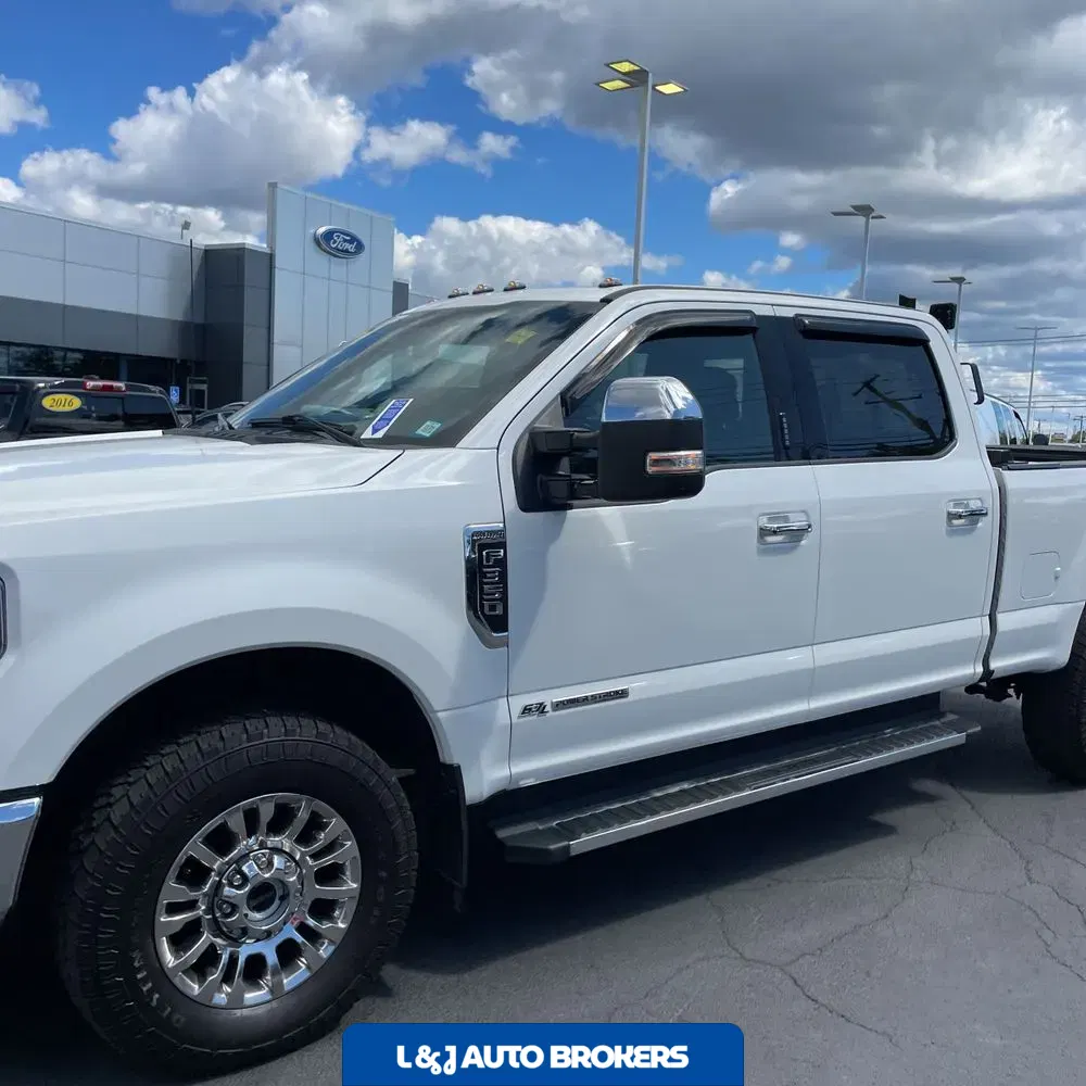 2022 Ford F-350 Super Duty Lariat