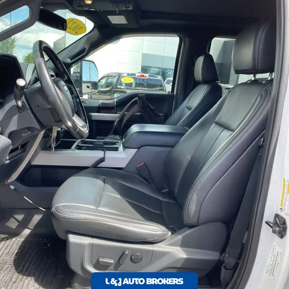 2022 Ford F-350 Super Duty Lariat