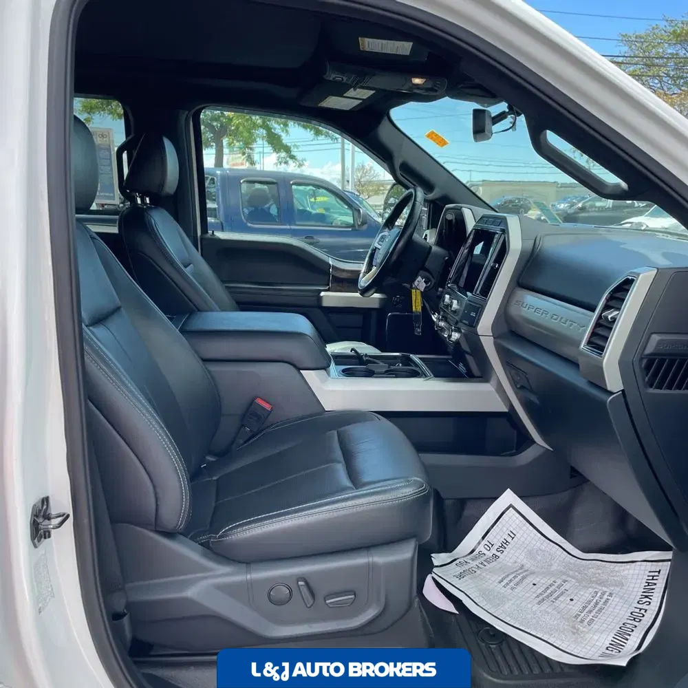 2022 Ford F-350 Super Duty Lariat