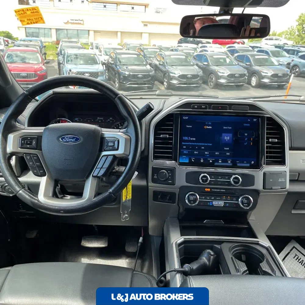 2022 Ford F-350 Super Duty Lariat