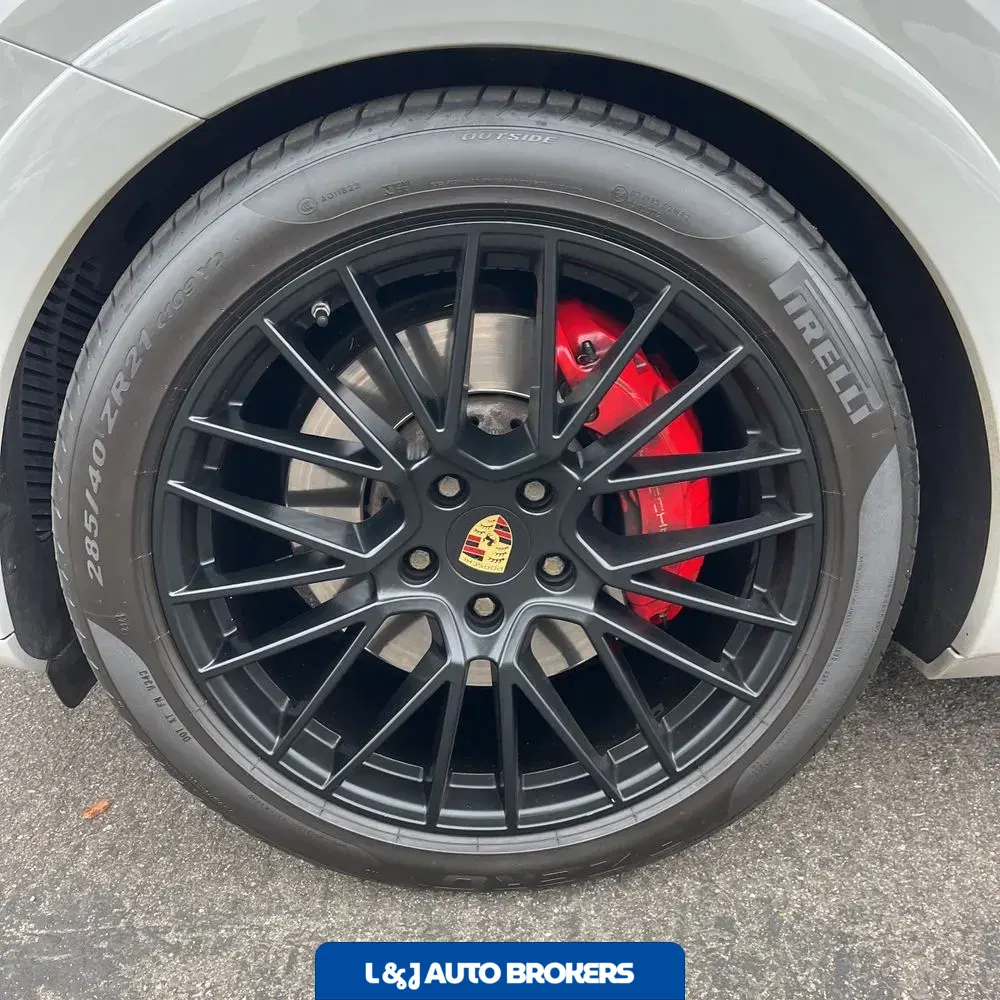2021 Porsche Cayenne GTS