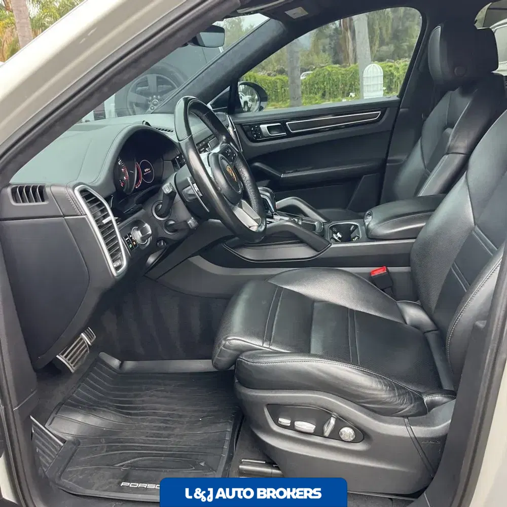 2021 Porsche Cayenne GTS