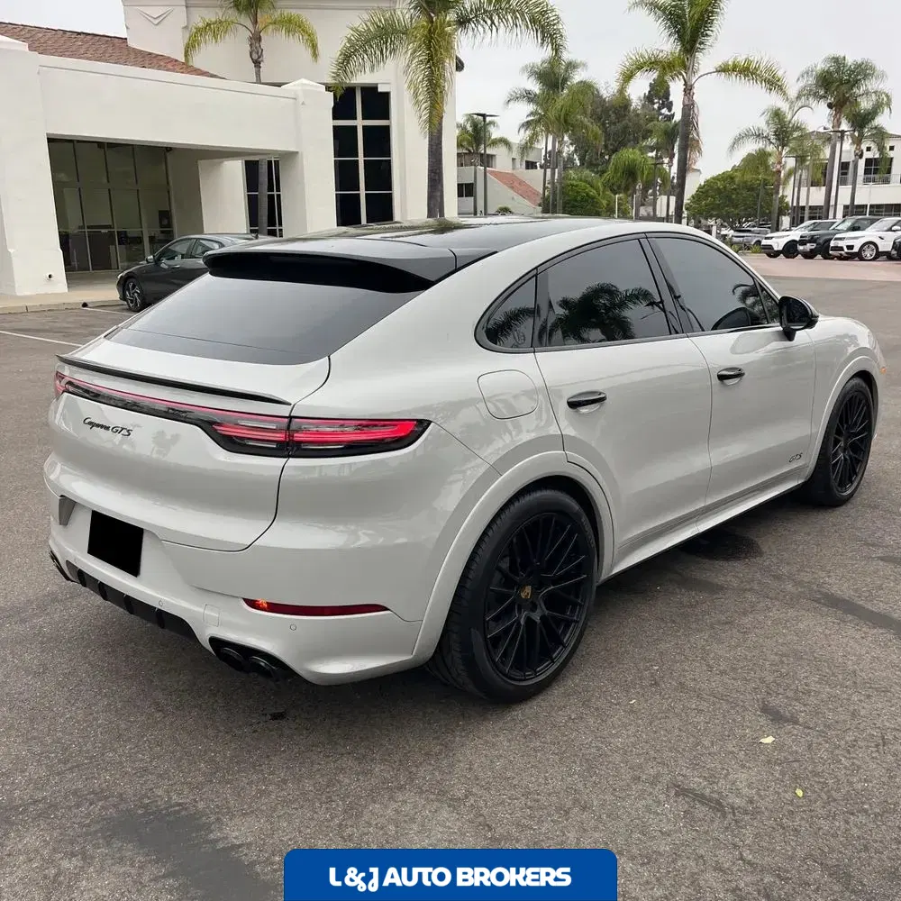 2021 Porsche Cayenne GTS
