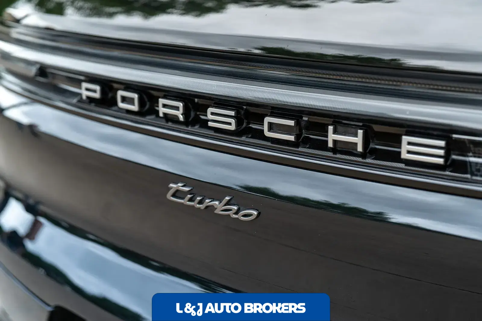 2025 Porsche Cayenne Turbo E-Hybrid