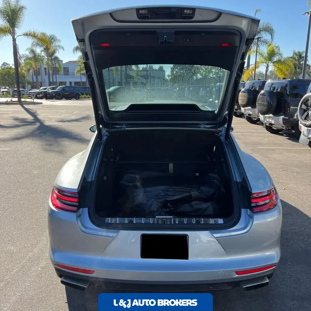 2020 Porsche Panamera Base