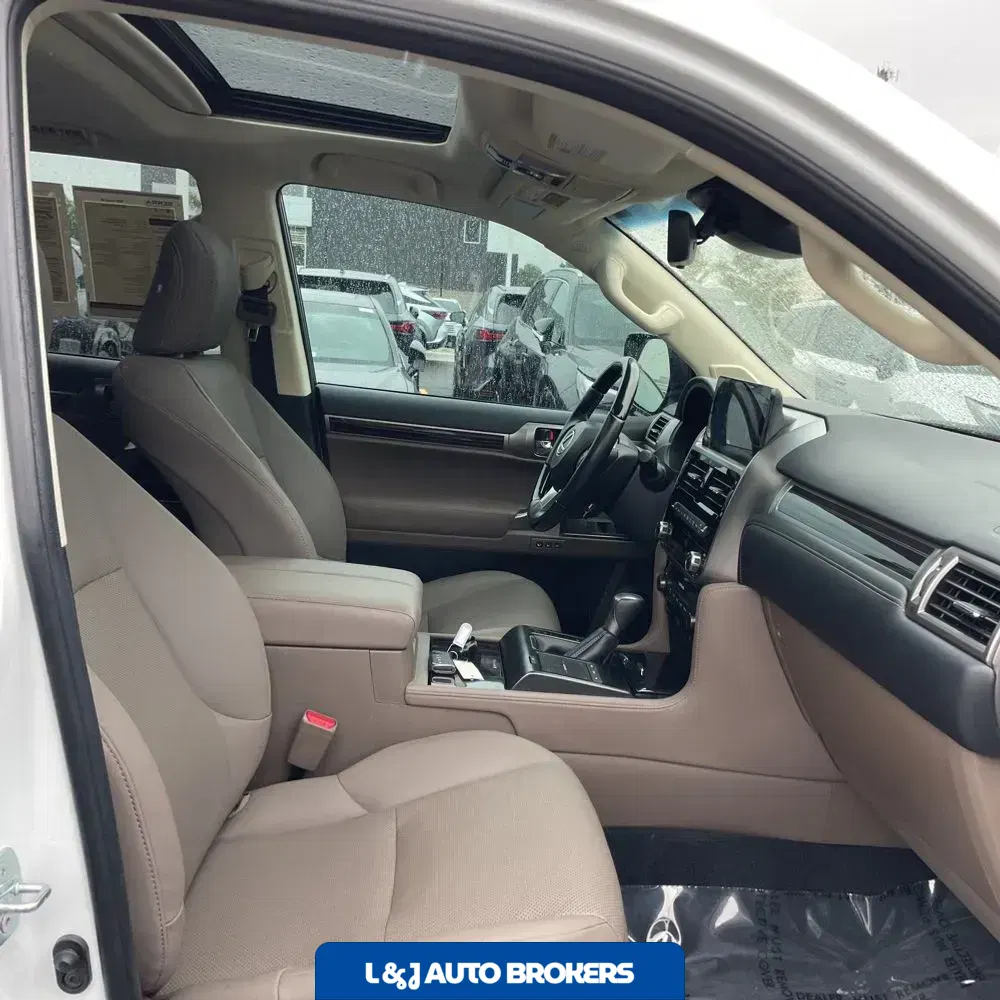 2023 Lexus GX 460 Base