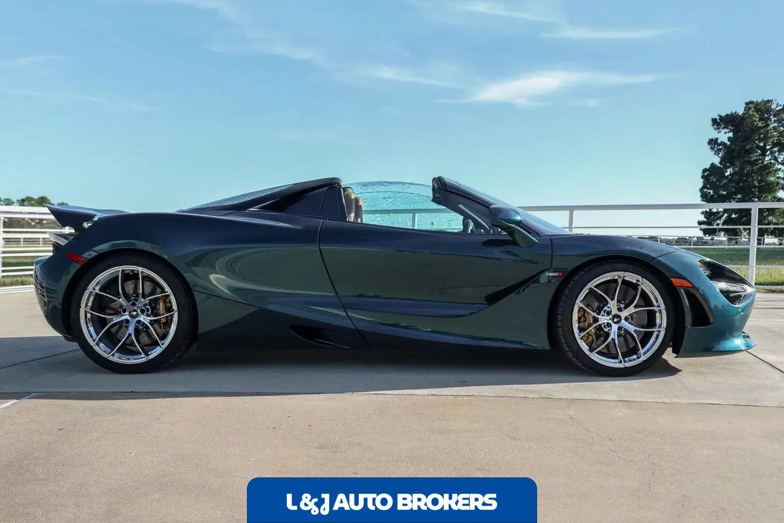 2022 McLaren 720S Spider