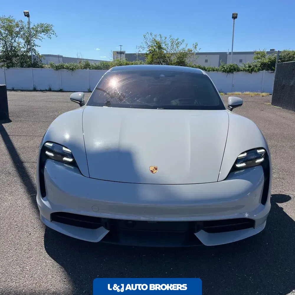 2021 Porsche Taycan Turbo