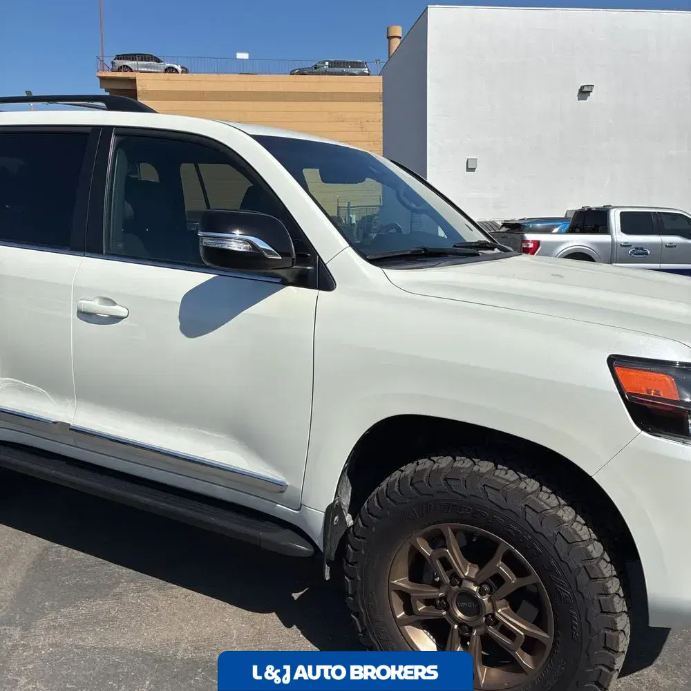 2021 Toyota Land Cruiser Heritage Edition