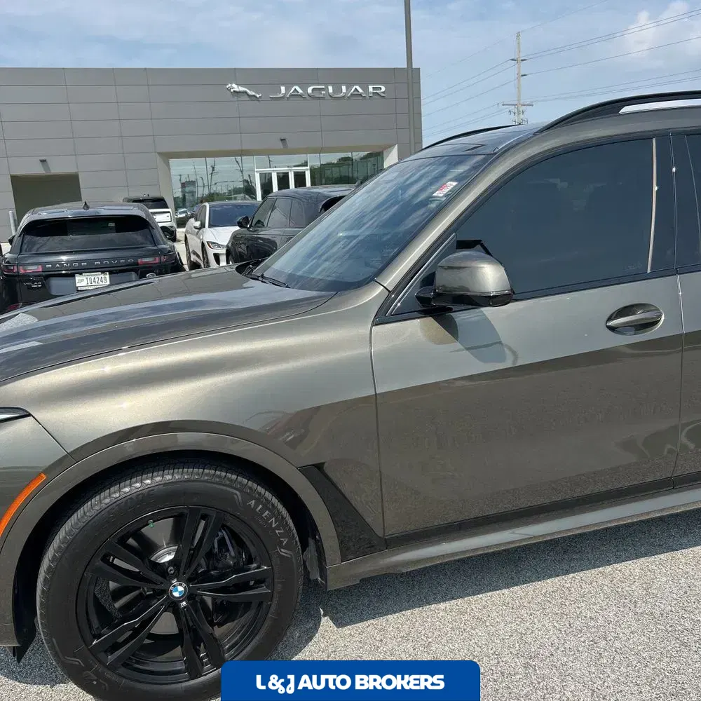 2025 BMW X7 XDrive40i 4D SUV
